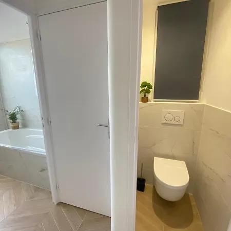 06s - A Deux Pas Du Port - Renove-2 Chambres アパート